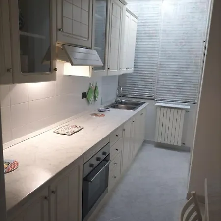 Dream House 아파트 오스투니