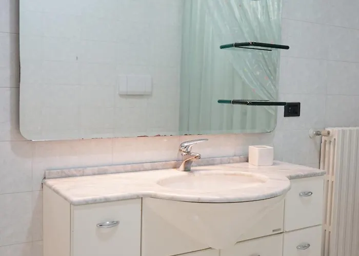 Dream House Apartment